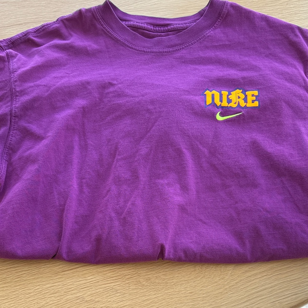 Nike Mens small Tee in vibrant Purple with Yellow Accents